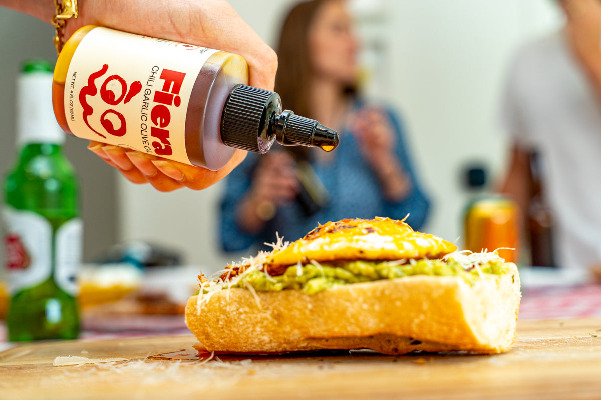 Chili Oil - Uno y Uno - Squeeze Bottle Bundle